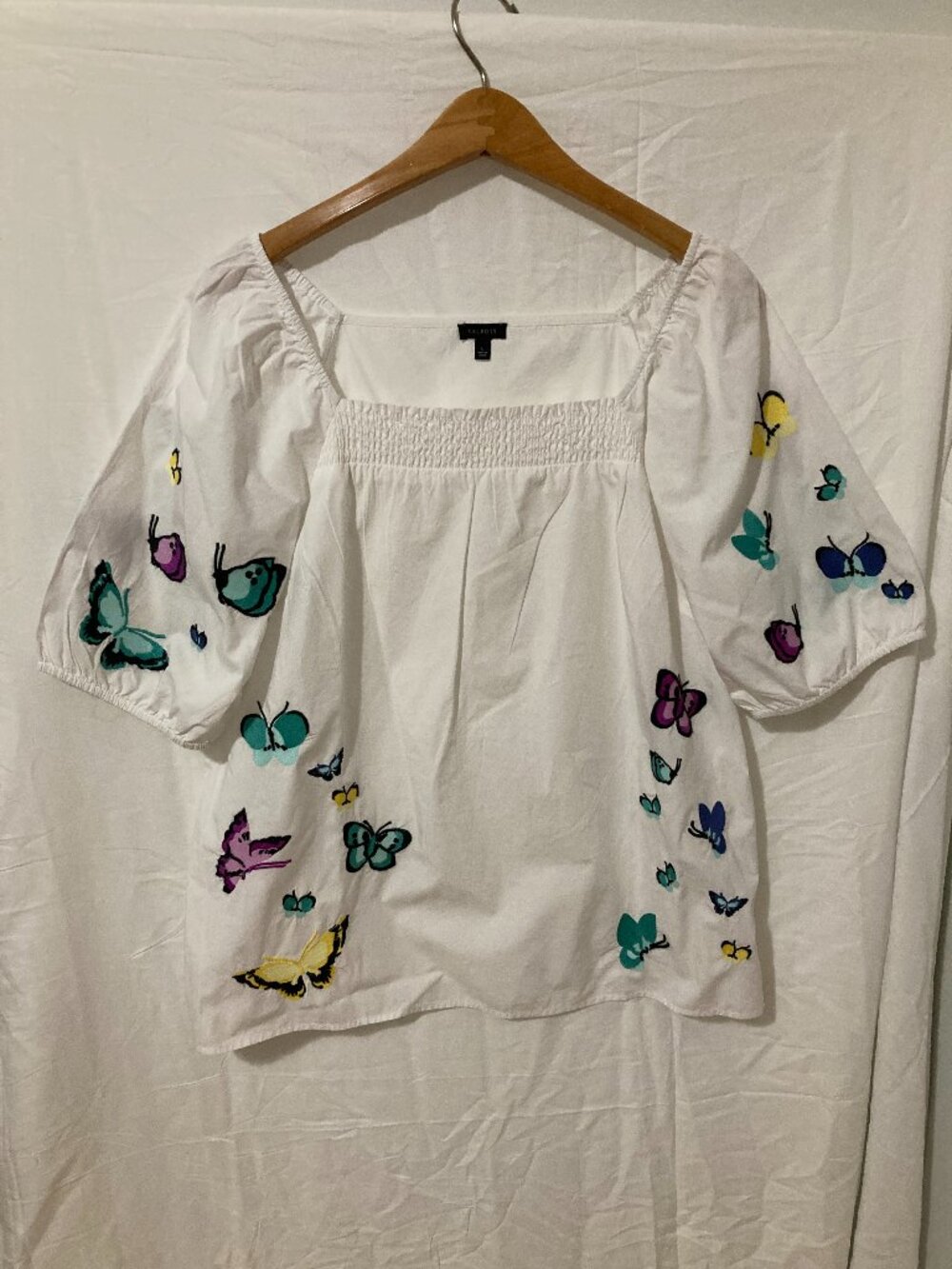 Talbots Women L 100% Cotton White Boho Top with Butterfly Embroidery Colorful